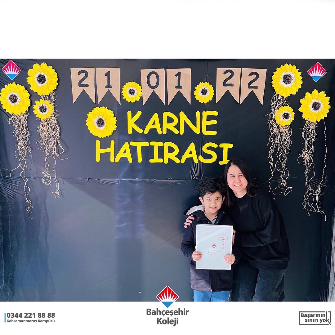 bahcesehirmaras's tweet photo. ✨Karne Günü✨

2021-2022 eğitim-öğretim yılının ilk döneminin karneleri öğrencilerimize verildi. 

Karne günü heyecanını ve mutluluğunu yaşayan öğrencilerimizi, velilerimizi ve öğretmenlerimizi kutluyoruz.❤️💙

@bahcesehir_k12 @osmandingis 
#KahramanmaraşBahçeşehirKoleji https://t.co/s5kYe34NCg