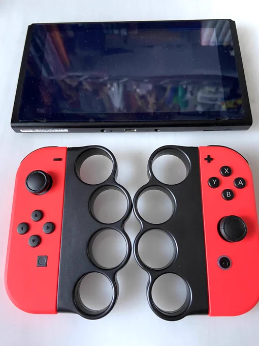 メリケンサック届いた。これでスイカ仕様からマッドシティ仕様へ。ええやん。 