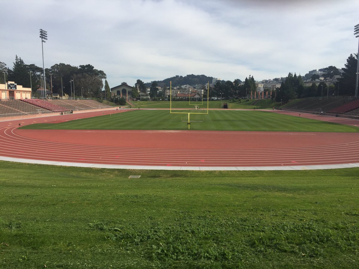 FrancescaAmann's tweet photo. @CCExpress Kezar Stadium for its parking and the dedicated crew that opens it every morning. https://t.co/LUroBiQ2Ix