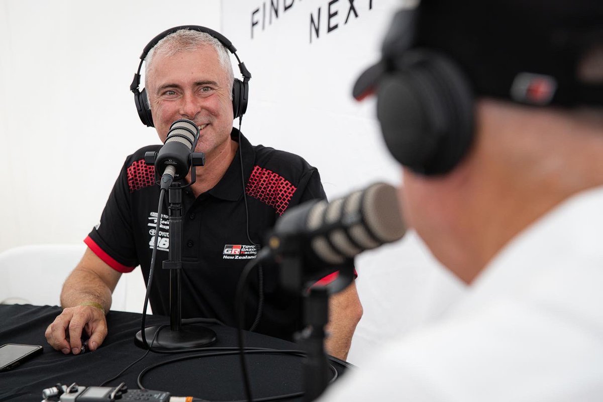 Thrusta1's tweet photo. Nice to record one face-to-face. Been a while. @RyanWalkinshaw is out on Tues &amp; today I banked the next ep of #rustysgarage with #bobmcmurray from @TGR_NZ. What a career in #F1 with #mclaren! We talked about Bruce, Denny, #senna, #prost, #lewishamilton &amp; more. Out soon @listnrau https://t.co/3a28WHqEcB
