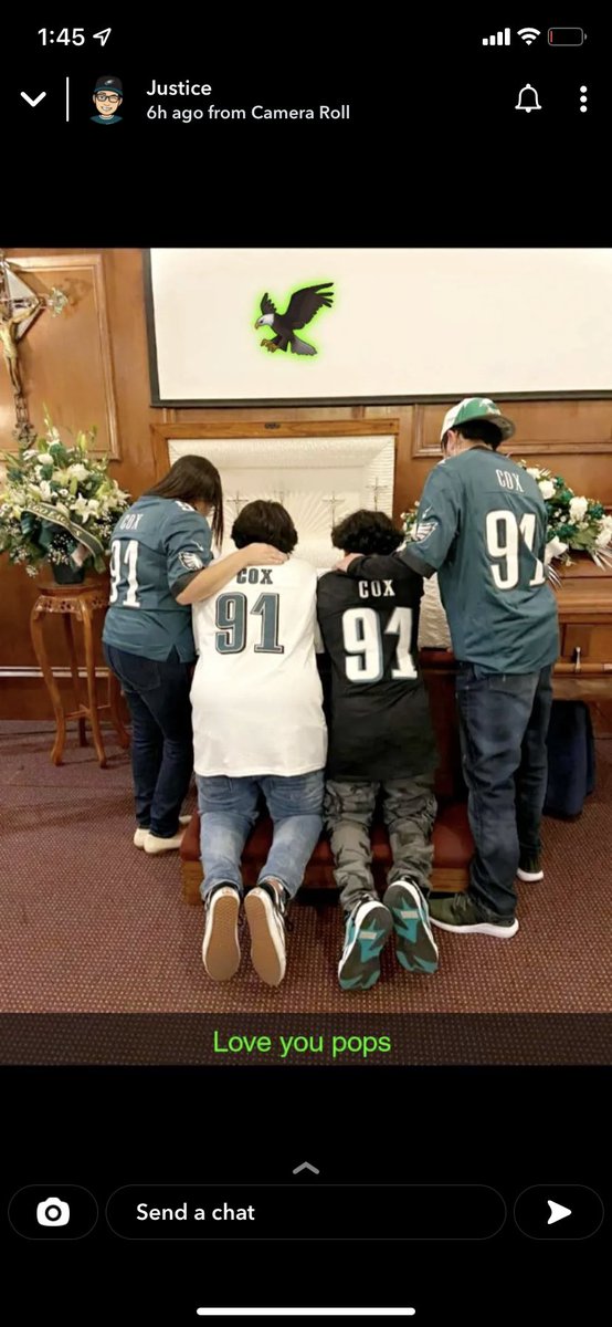 Dannn1220's tweet photo. Rip pops! Glad you got your last experience on the field to watch the game ❤️❤️ Love you 4L!! #EaglesNation #MartinezStrong @Eagles @fcoxx_91 https://t.co/tcyHiFzjJj