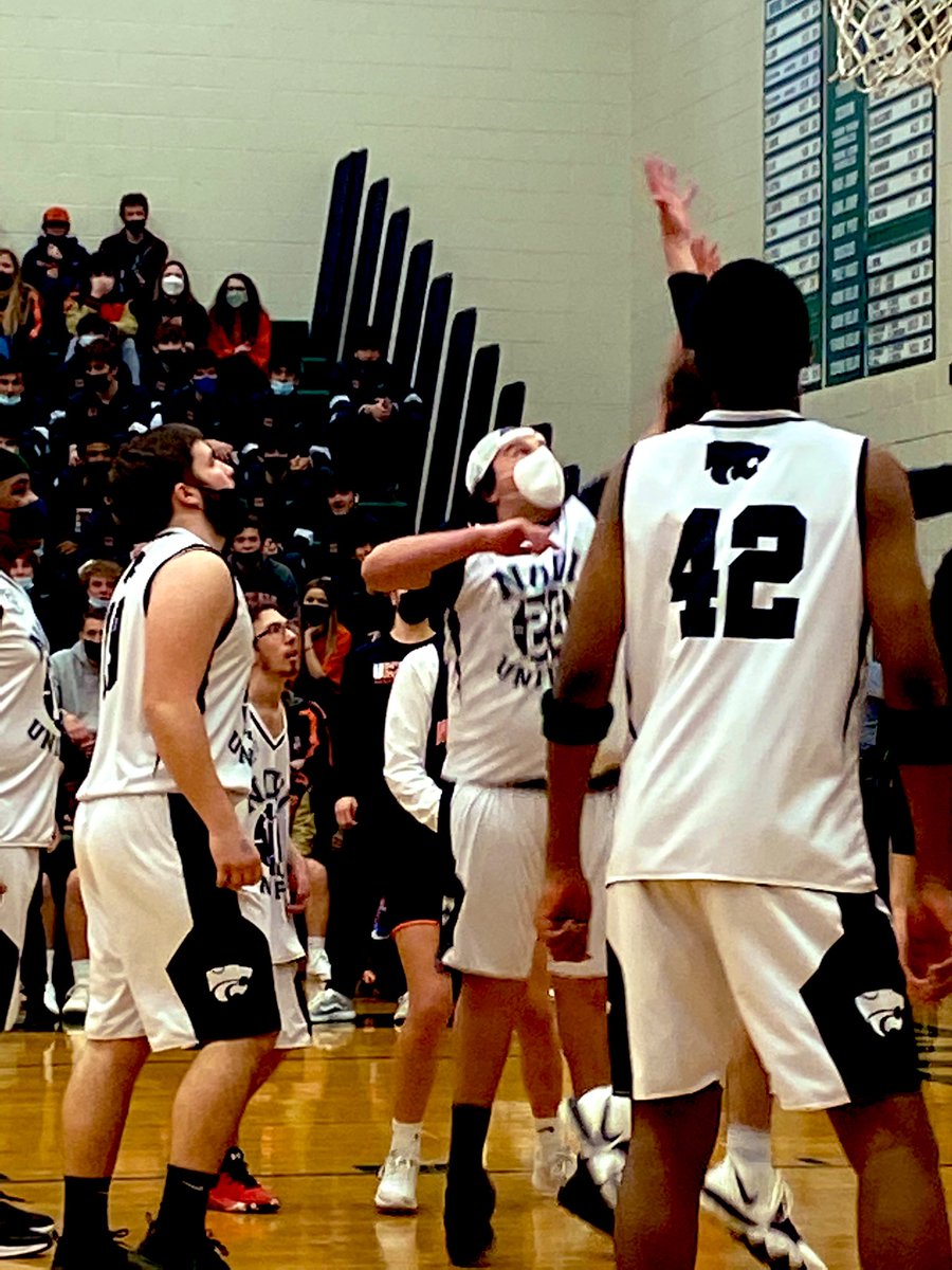 Amanda Squires tweet media