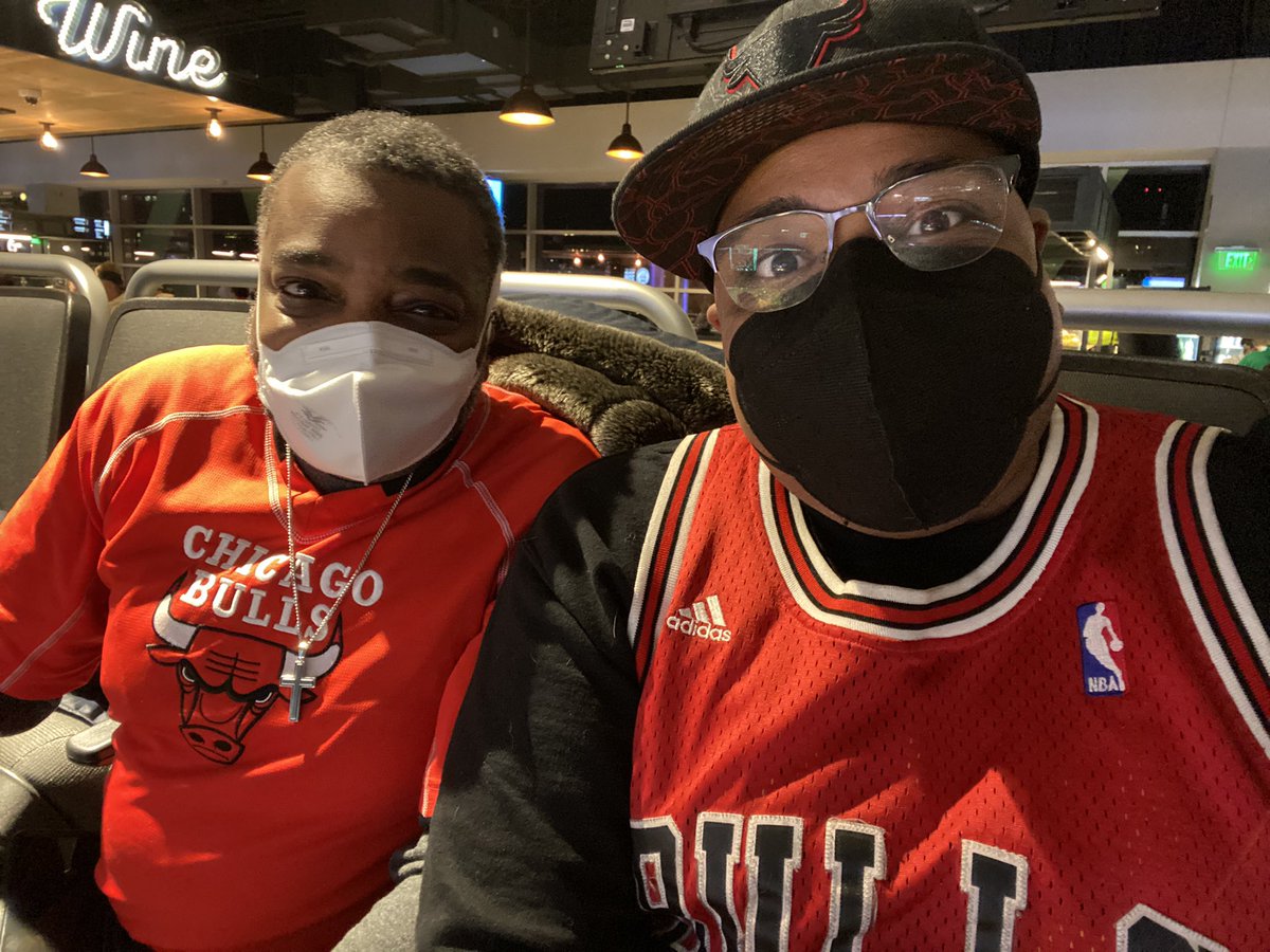 GerronJordan's tweet photo. First trip to @FiservForum is with dad for @Chicagobulls v. @Bucks. Sorry, Giannis… love ya, but home is where the heart is #GoBulls #ChicagoAlways https://t.co/nfbX8SJQrm