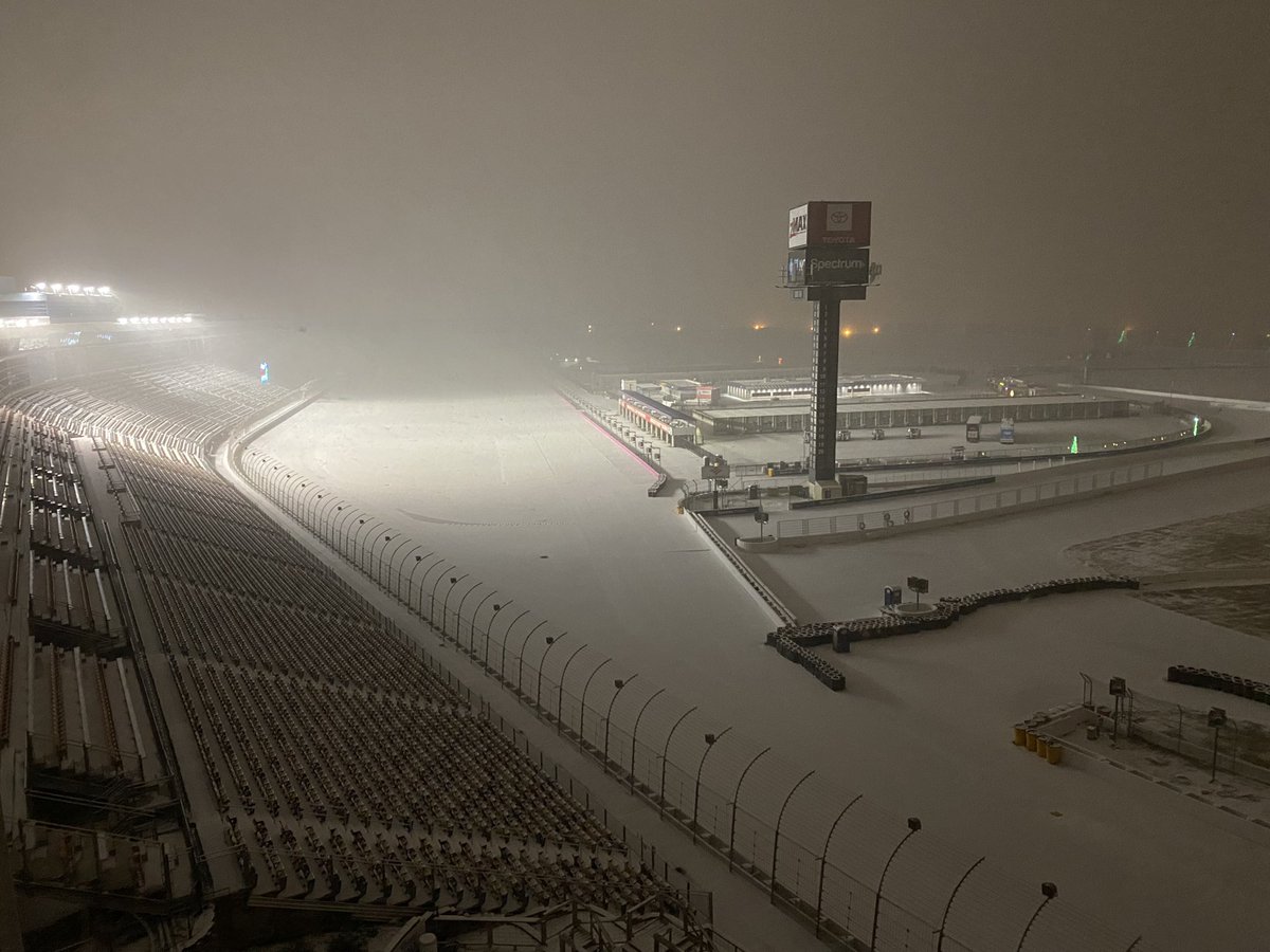Chris__Espinoza's tweet photo. Winter wonderland again here at @CLTMotorSpdwy ❄️ #NASCARSnow https://t.co/zrVJ5vRwzN