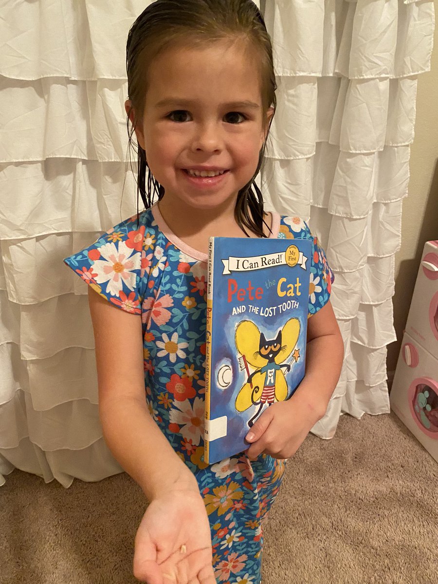 When you get this book from the library and then you lose your 2nd tooth! #meanttobe 🥰🦷 🧚‍♀️ <a href="/WolfkillsPups/">Mrs. Wolfkill</a> <a href="/BryantElem/">Bryant Elementary</a>