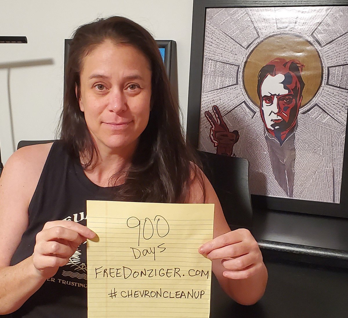 JenPerelman24's tweet photo. 900 days. Please Pardon Steven, Joe. 

#FreeDonziger #chevroncleanup https://t.co/5N8VetVt1d