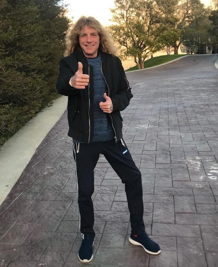 Happy 57 birthday to the ex-Guns N\ Roses drummer Steven Adler! 