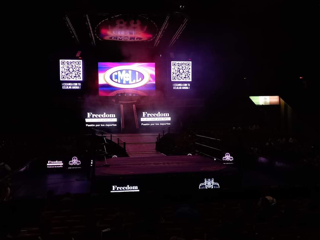 LaTijeraLucha's tweet photo. A punto de ser testigos del regreso del talento del #CMLL en el #ViernesVIP con los grandes duelos que marcaron el 2021 desde la majestuosa #ArenaMexico...
#latijeraluchalibre https://t.co/2y6THl3D6u