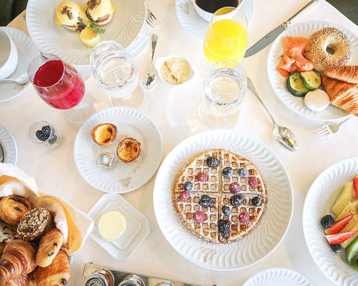 FSMumbai's tweet photo. Not only is breakfast the most important meal of the day, but also easily the most delicious one too!
Order a sumptuous breakfast spread in the comfort of your #FSMumbai room or suite to make it a truly delightful weekend.
#WakeUpWithFS #FSTaste https://t.co/isBaeWv5JK