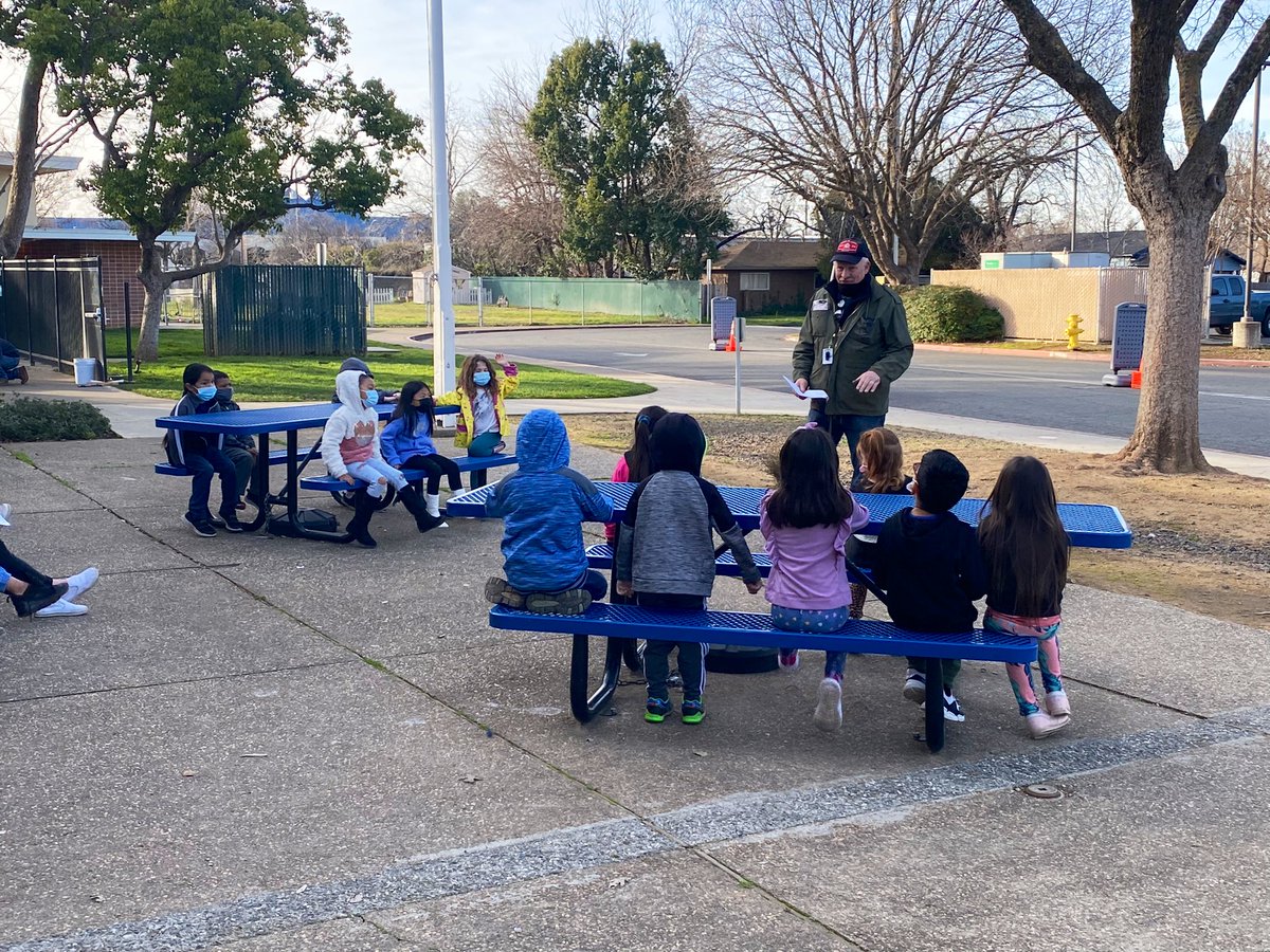 Chapmancats's tweet photo. We had our PBIS stations today! It’s such a great way to re-teach our students all of our expectations in all areas of the school. We are Safe, Responsible, Respectful, and Scholarly! #PBIS #itsagreatdaytobeacat #chapmanproud https://t.co/8oA80E0niD