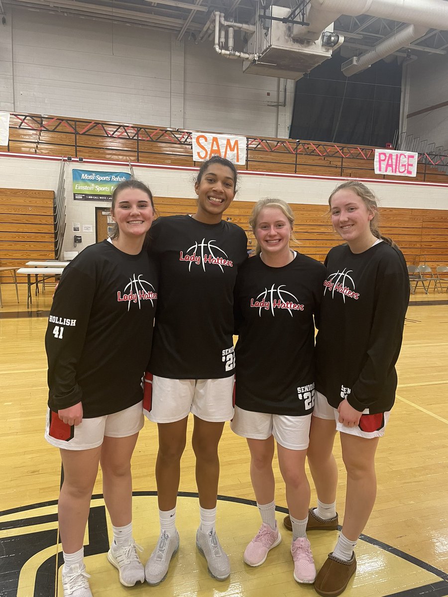 hhgbball's tweet photo. Nice way to celebrate these seniors with a team effort against a scrappy Springfield team! @alicehall25 with 18, Paige Cole with 5 and Emily Thomas and Sam Hollish each with 13! Go Lady Hatters !  See you back in action on Monday at 7:00 🏀🎩 https://t.co/bKSBVgB5DB