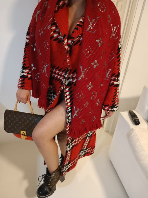Insta https://t.co/UfNnSb4e6s ?
OnlyFans https://t.co/DyCCEcCdFb ? https://t.co/iOMIqAnjLi