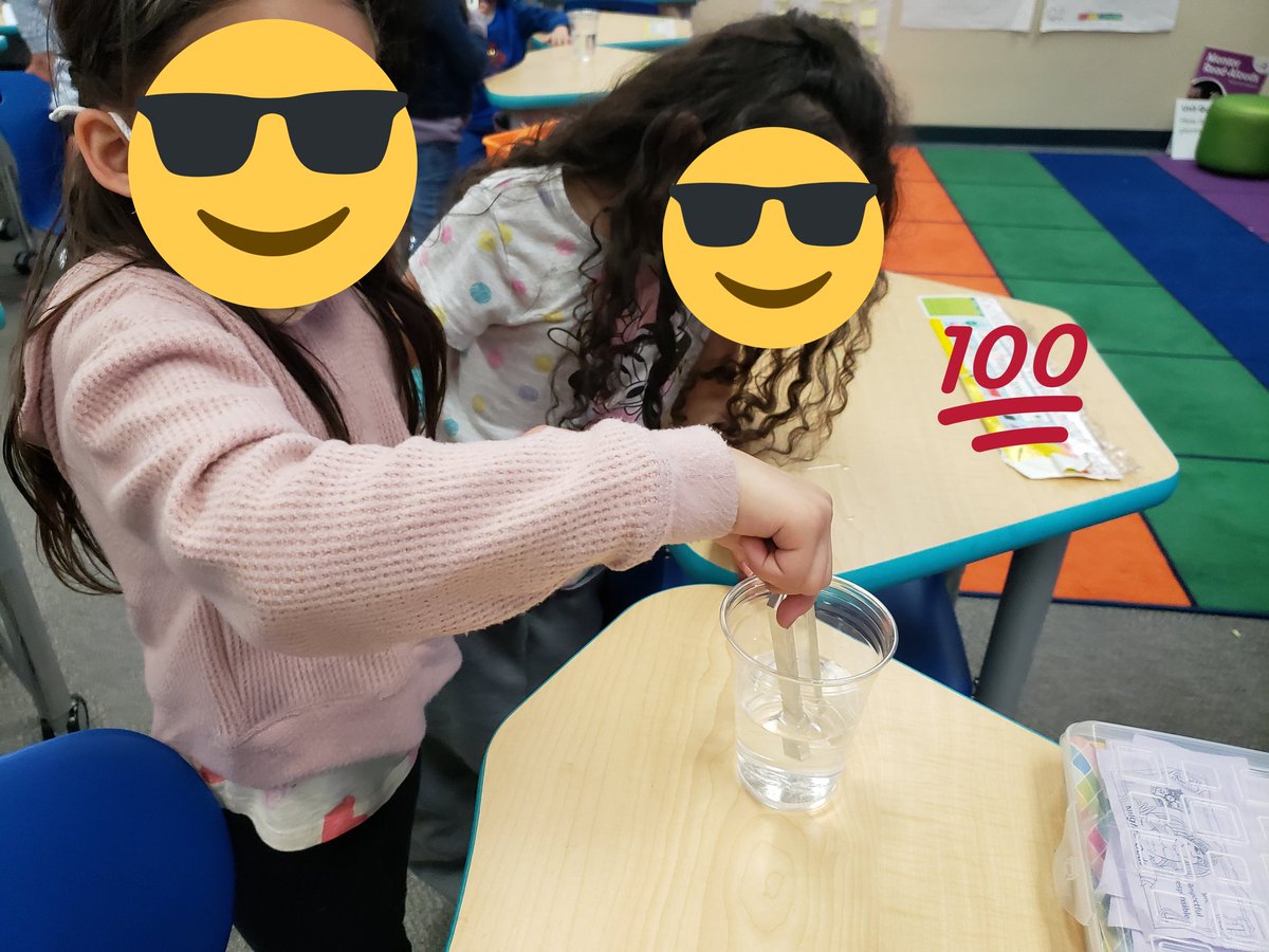 bepelayo's tweet image. Ss made observations about vibrations by using their eyes, hands, and ears 1.PS4.1
#ElemScience #PelayoPirates #CastleSTEAM @CastleSTEAM #K2CanToo