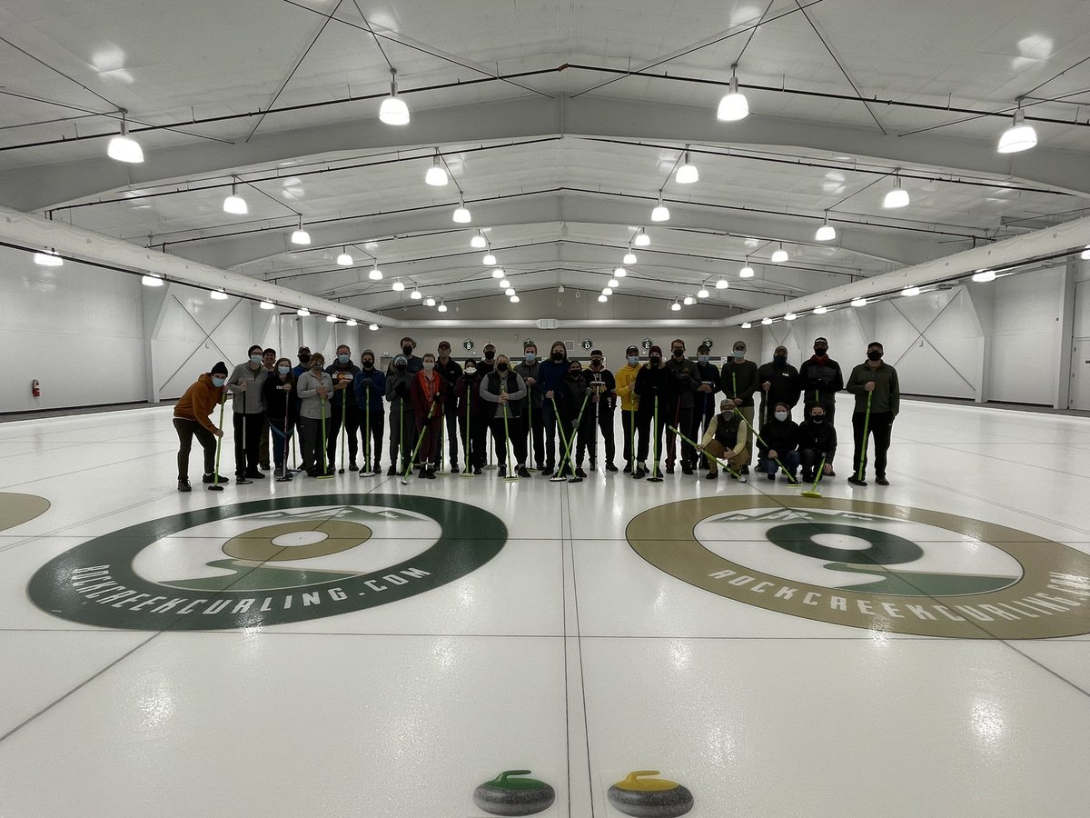 Our first bonspiel of the year goes to our Intro course Alumni!

Excited for a fun weekend with this crew!