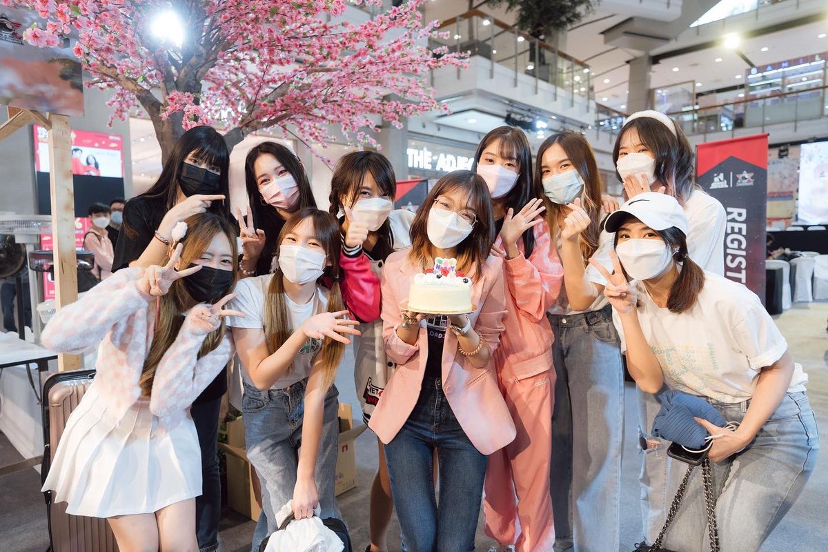 ASTERIDOL's tweet photo. แฮปปี้เบิร์ธเดย์กัปตันหมีง่วง @sandyasteridol 🐻💓

#ASTERIDOL #SandyAster #HappySandyDay https://t.co/jQOnwJQljo