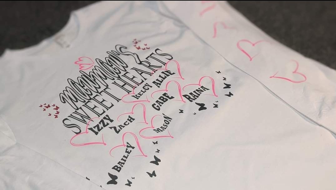 QMG_Nation's tweet photo. Special Custom Order for a Client. Thanks for your business 💯
MawMaw's Sweet Hearts 💕 
#qmg #customapparel #LLC #smallbusiness
Check out our website ⤵️
🖱 https://t.co/R5eBsbKSow https://t.co/TAkJyqVWg4
