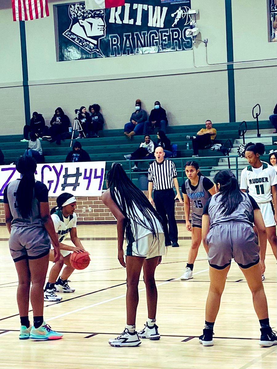 GCarrabineBryan's tweet photo. The Lady Rangers were playing for Ziggy tonight as they beat Katy Paetow. So much love and respect as they retired Zaria “Ziggy” Richards’ # 44 jersey tonight. 🏀 #RIPZiggy #RLTW @RudderSports @RudderCheer @RudderHS_BISD @rachellaytonbr1 @BryanISDSports https://t.co/czRr4iUepo