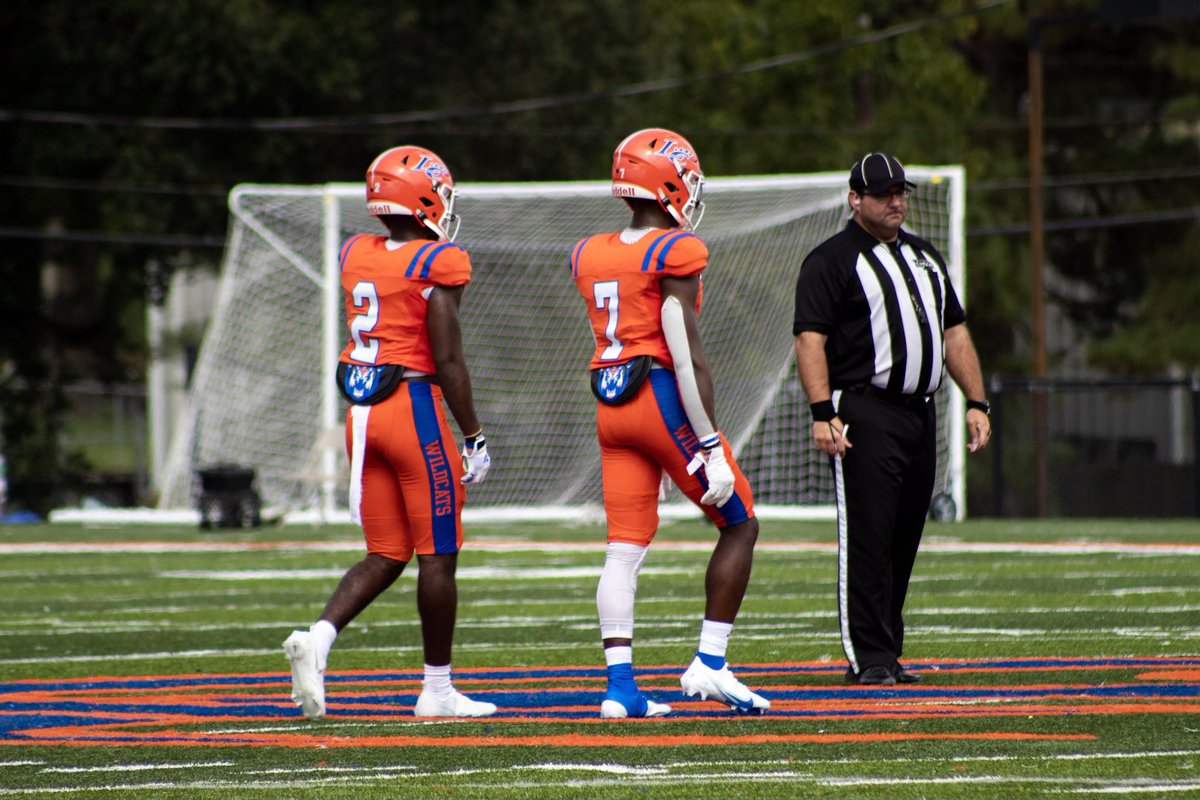 cwells8_'s tweet photo. #AGTG Blessed to receive an offer from Louisiana Christian University ! 💙🧡 #UnRivaled22 #PineVegas🍂 @Coach_Vince_ @drewmaddox8 https://t.co/ISRT8wkSfj