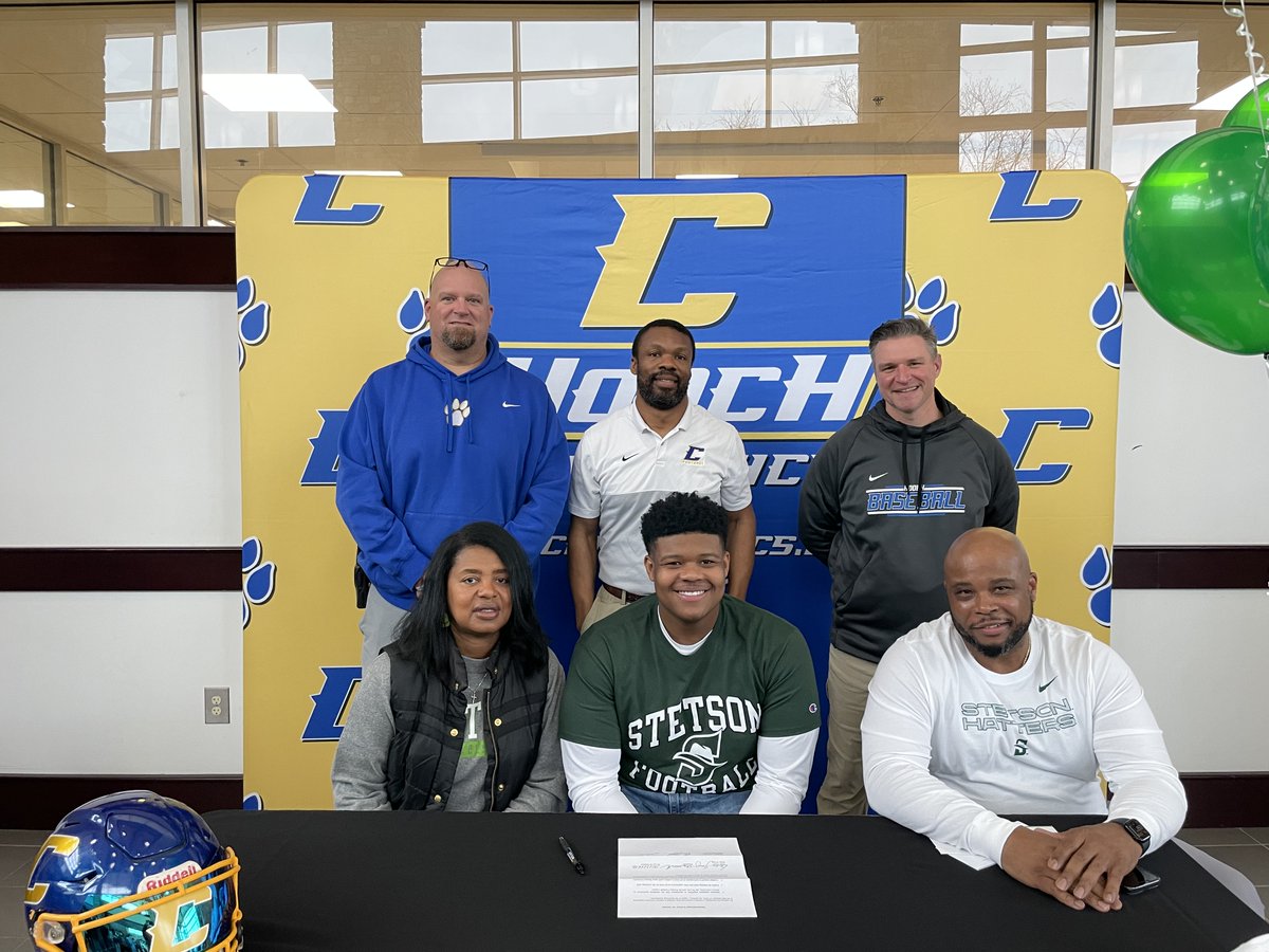 C_Dub97's tweet photo. Thanks for the love and support from my Chattahoochee family on my signing with Stetson University. I hope that I have impacted your lives the way that you have impacted mine. @HoochFootball @HoochHappenings @StetsonFootball @StetsonHatters  @CoachMaloneFB @cshort1522 @denatoj https://t.co/oRYLh07RFd