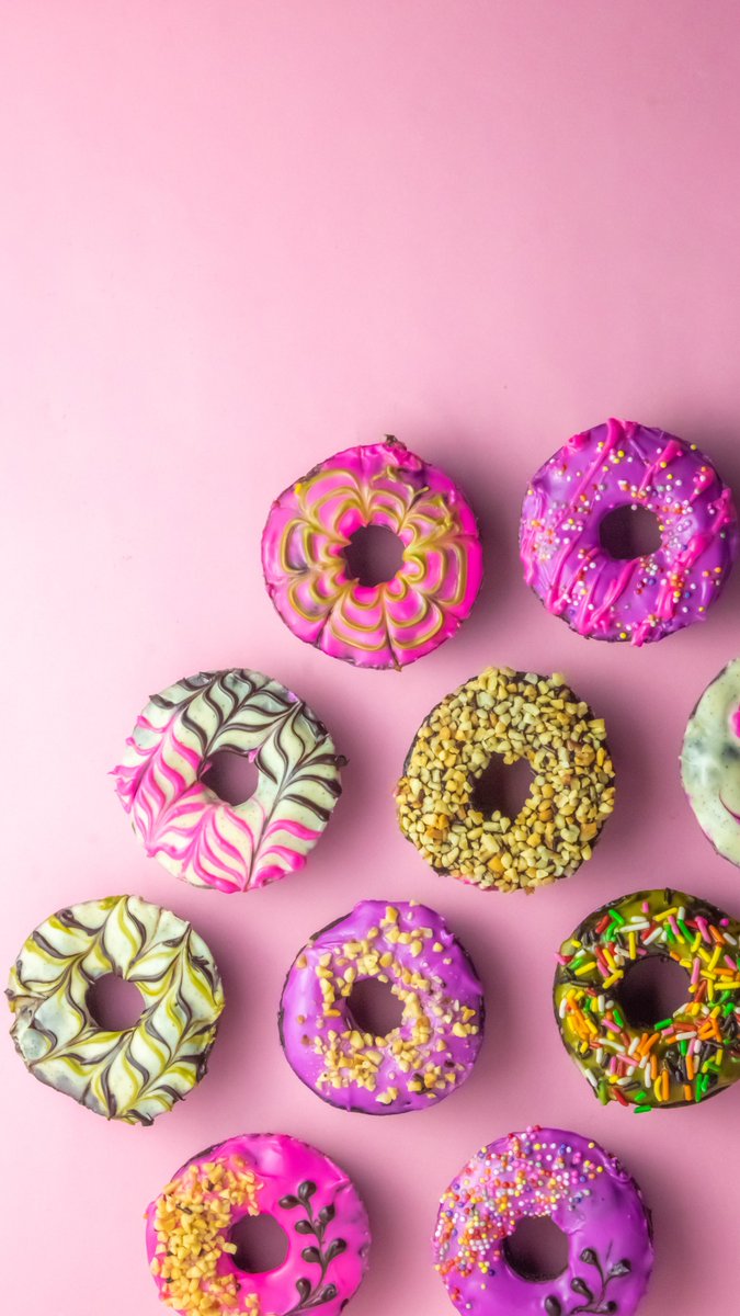 williumharison5's tweet photo. Which colour do you like it ?
 #goodmorning #haveaniceday #dessert lover #deasert #sweet https://t.co/6rrgOihHd8
