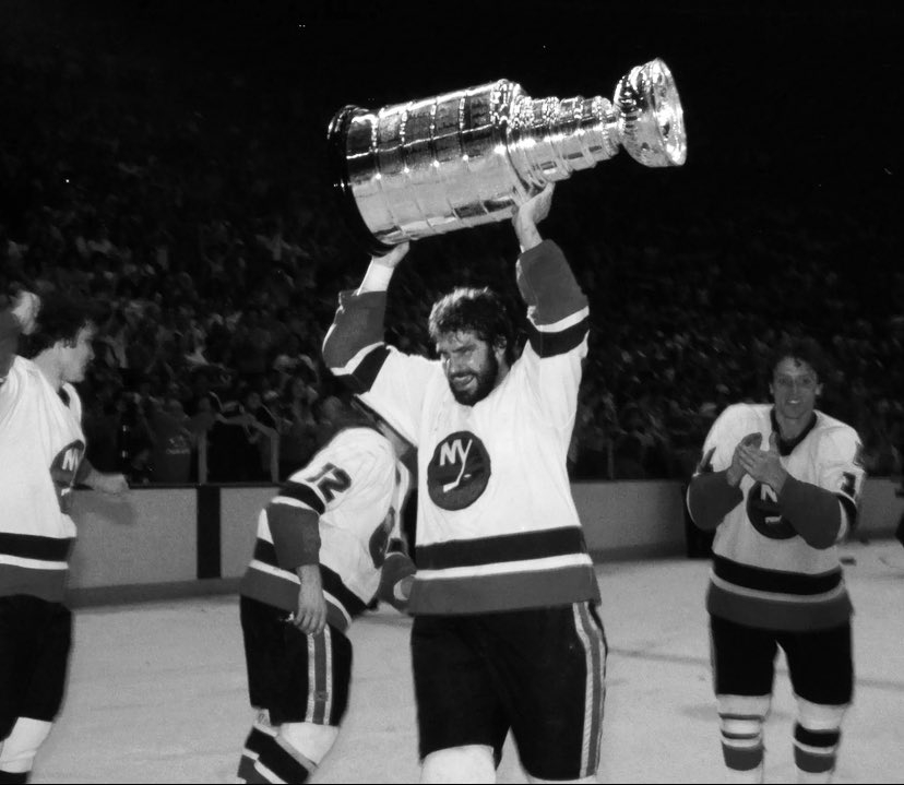 Eyes on Isles tweet media