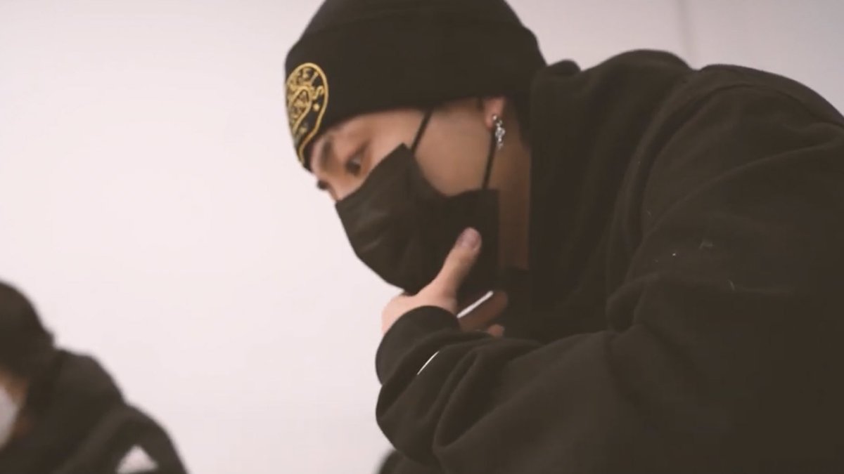 woojoongzone's tweet photo. hongjoong through the eyes of wooyoung https://t.co/CF9BeMnjml