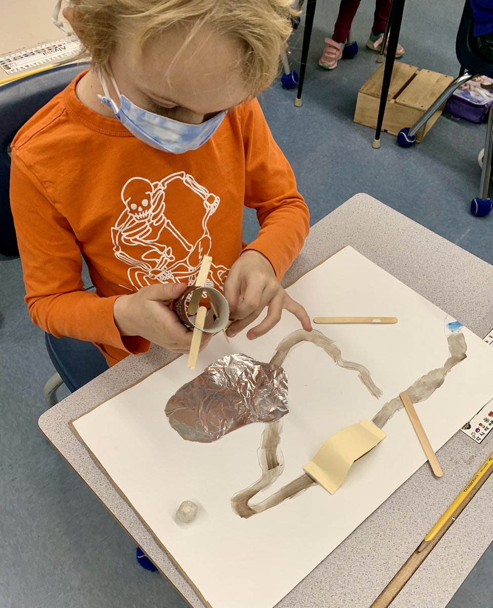MrsBallinger1's tweet photo. What a great way to end the week! โค๏ธ Students weโre actively engaged in creative problem solving as they constructed magnetic mazes. How will your character move over, around and through setting elements? #CbeArea1 #science @SilverSpryycbe https://t.co/XFd2HIY937