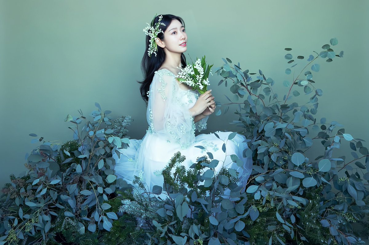 psh_home's tweet photo. 新婚快乐💗
#朴信惠 #박신혜 #ParkShinHye https://t.co/csajlFmPgv