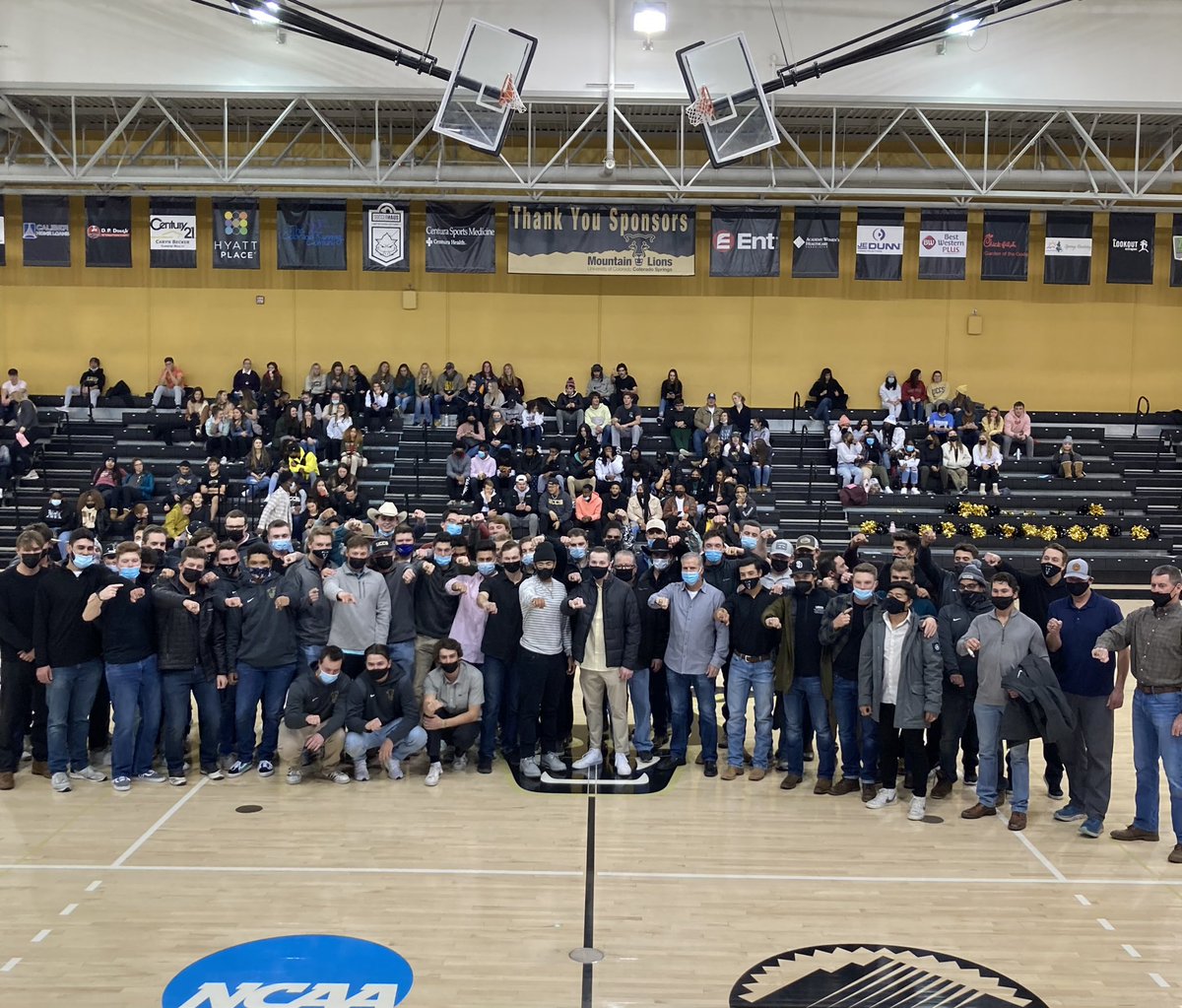 GoMountainLions's tweet photo. Ring Ceremony ✅💍

Another congratulations to @UCCSBaseball on winning their first RMAC tournament championship in program history last season! #GoMountainLions https://t.co/qf4Y6nVWAD
