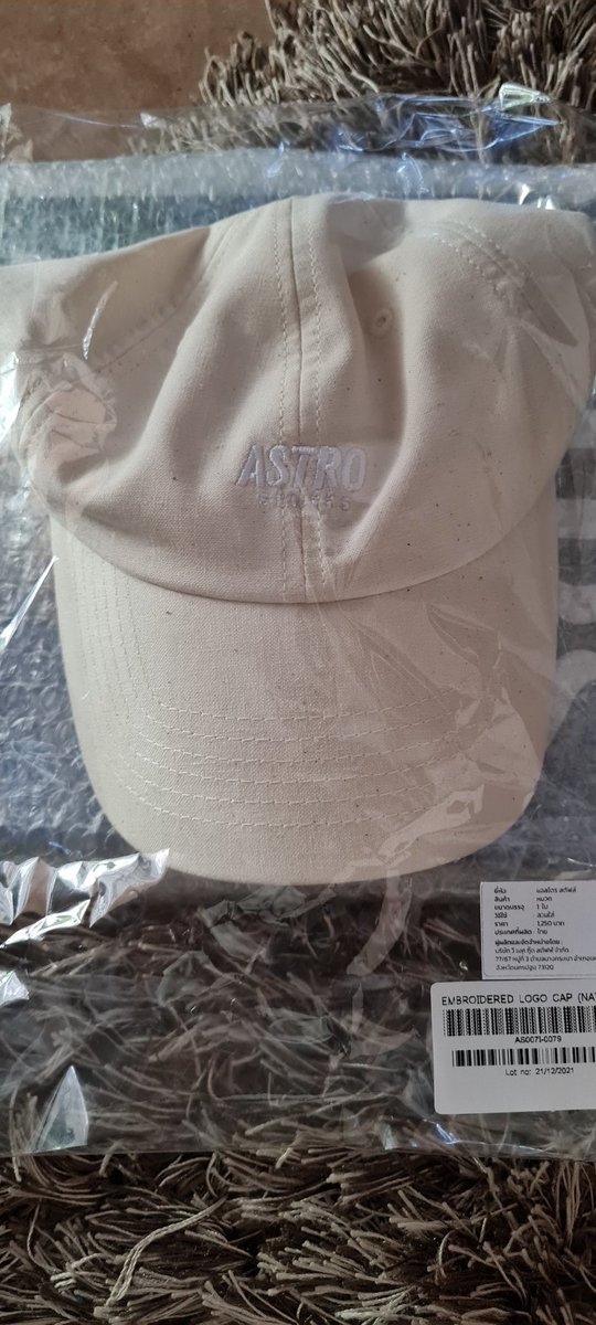 fontoontar's tweet image. แจกหมวก  @Astrostuffs_TH  1 ใบ รีทวิต ติดแทคให้ครบ 
พาน้องไปที่ 1 เทรนโลกกันค่ะ 
#bbrightvc
@bbrightvc 
#10MProudOfBright
สุ่มพรุ่งนี้ 12.00 นะคะ