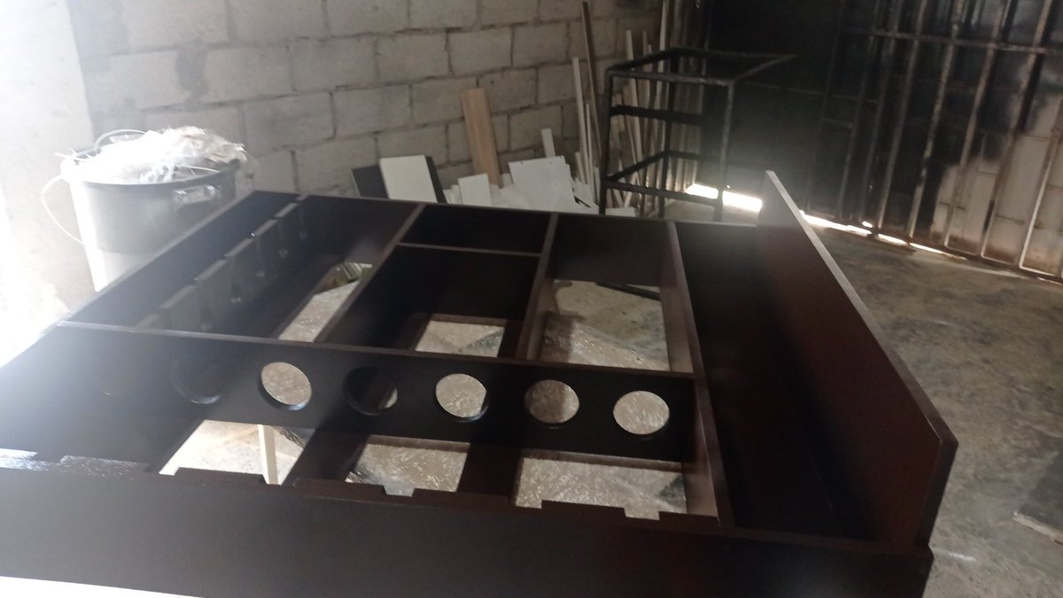 Janneth3541's tweet photo. HERMOSAS REPISAS FLOTANTES IDEAL PARA LA DECORACIÓN DE TU HOGAR EN SALA COMEDOR COCINA DORMITORIO TAMBIÉN PARA TU LUGAR DE TRABAJO EN OFICINA SPA, PELUQUERA. GABINETE...CUALQUIER MODELO PERSONALIZADO AL GUSTO DEL CLIENTE
TELÉFONOS 0962199333 / 0962069333 https://t.co/G5C6ZrN4Mo