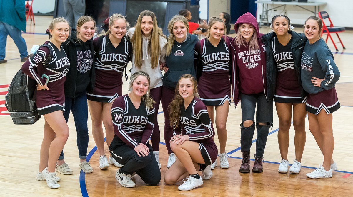 Smiles after the game at Oberlin. Nice to see you all tonight, enjoy the rest of your weekend! <a href="/ChloeBlack3104/">chloe rose 🫶🏼</a> <a href="/LindseyGott/">lindsey</a> <a href="/melaniesolk/">Melanie</a> @Jayde82714346 <a href="/GundertSavannah/">savannah gundert</a> <a href="/mckennasolk/">mckenna💫</a> <a href="/EstellaOhly/">Estella Ohly</a> <a href="/JoyceStallard23/">Joyce Stallard</a> @ellie_leiby <a href="/oliviar86219332/">olivia ramirez</a>