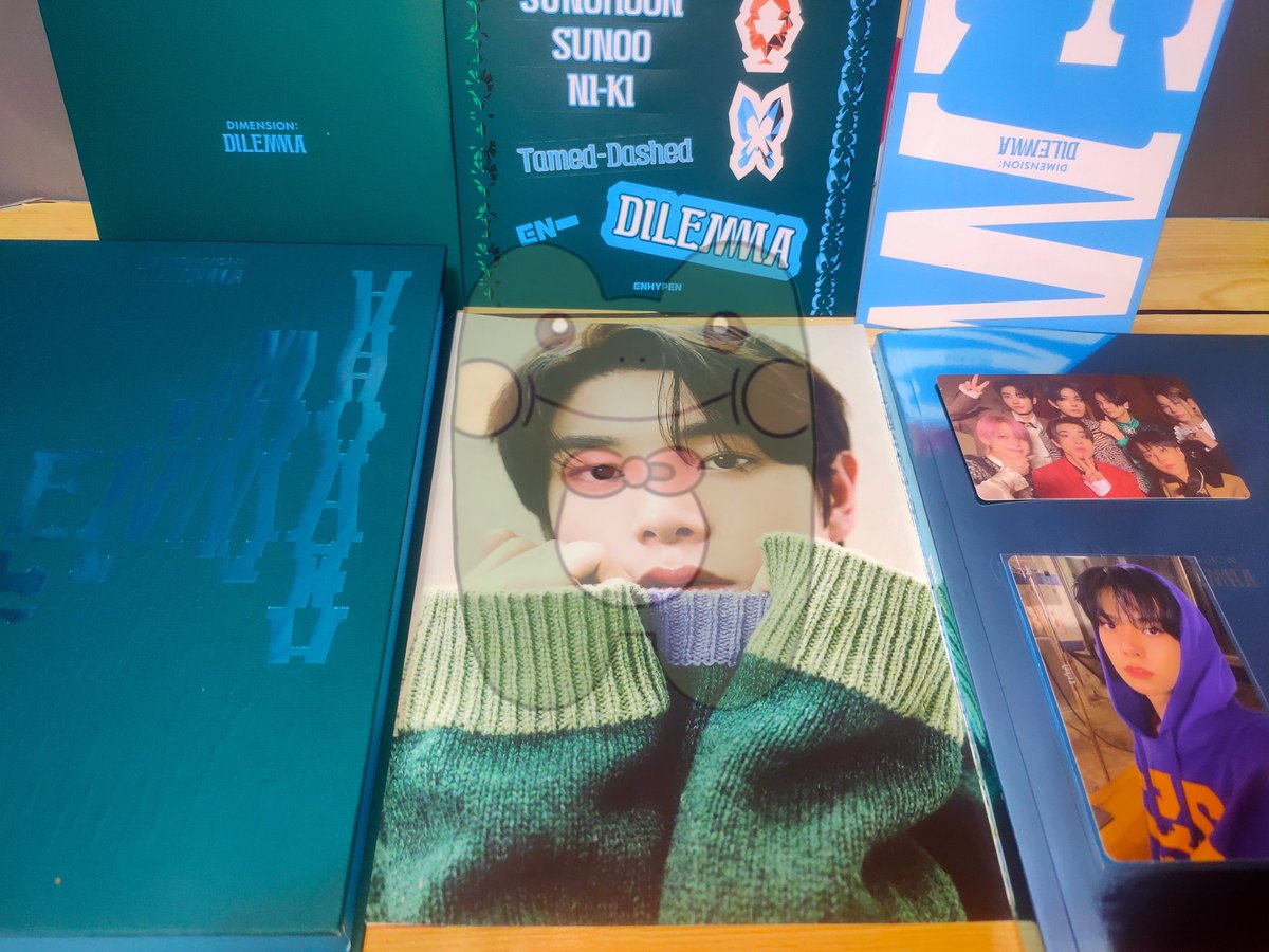 INfinityCartPh's tweet photo. WTS / LFB

ω READ DESCRIPTION ω

Reply "Mine Hee Hoodie" to claim.

📌Sold as set 
📌Onhand
📌Good Condition
📌Can ship to different address / kahati
📌With lots of freebies

MOP: GCash or COD
(PAYO PRIO)
MOD: SCO, SDD or GGX 
With additional tax if COD

#INfinityPhUpdates https://t.co/1PFP23PALU