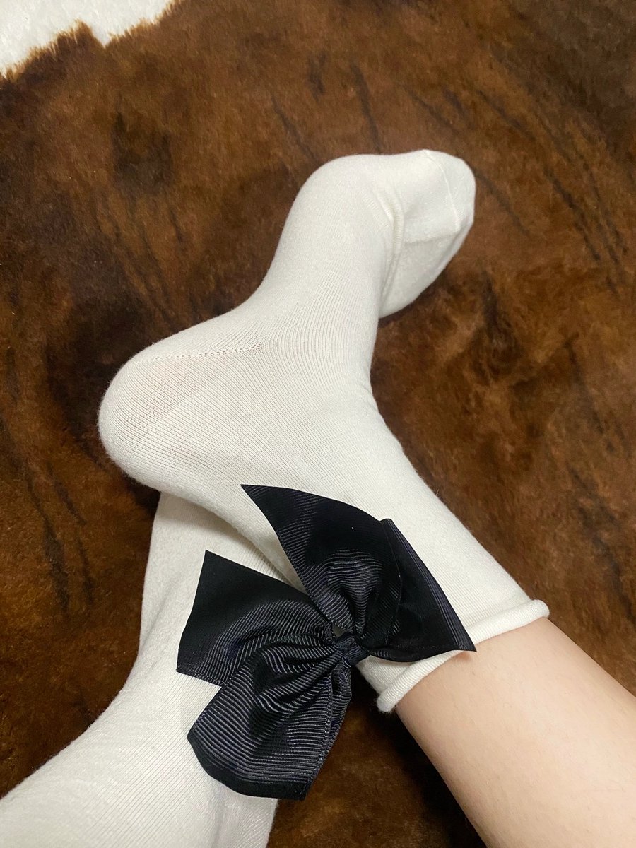 EbXnn's tweet photo. 这是什么神仙袜子太爱了
可可爱爱
超级喜欢
#袜子 https://t.co/vmCS6V7ckO