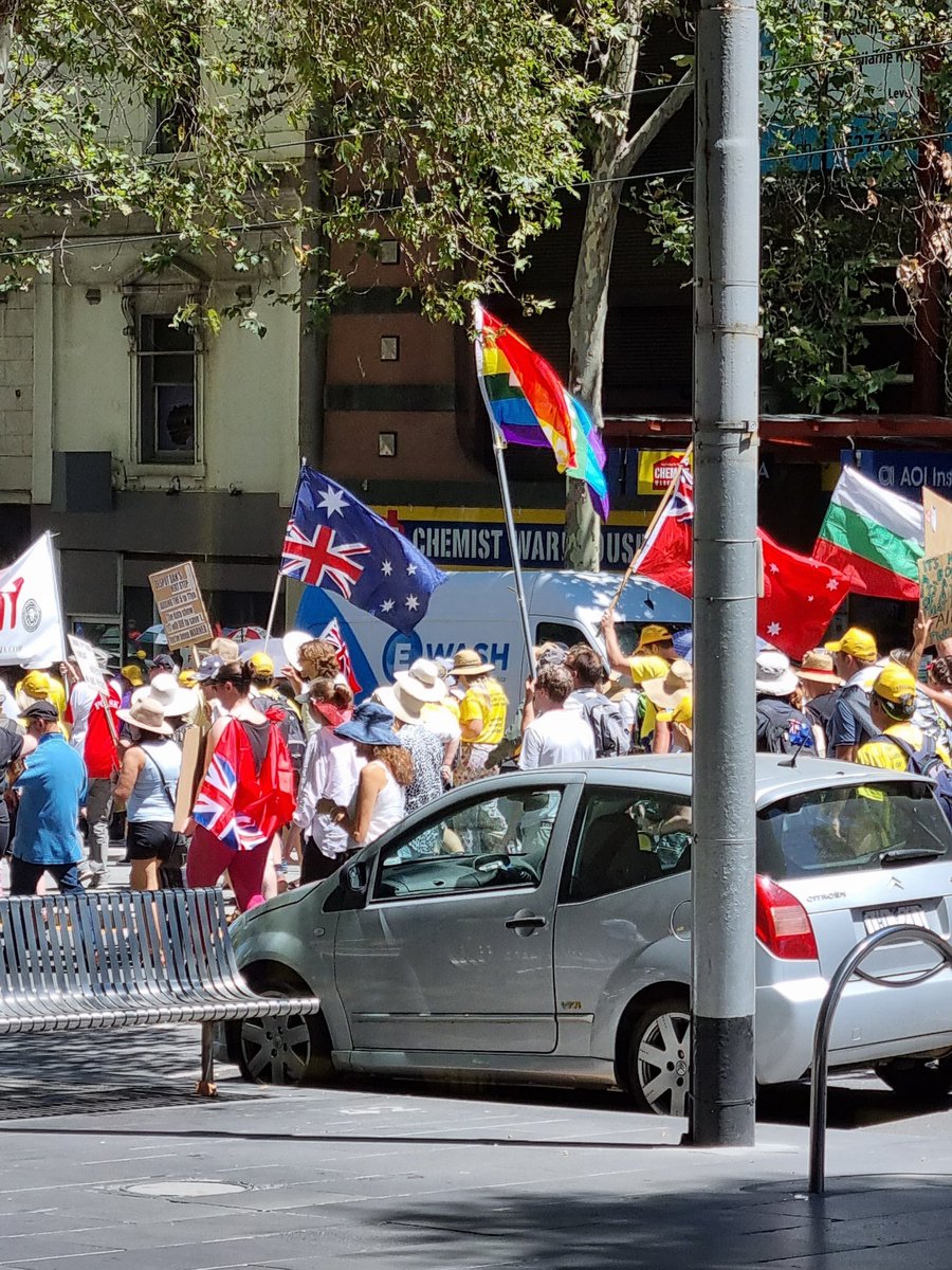 Pride has no place at a far-right movement 😡
#Melbourneprotest