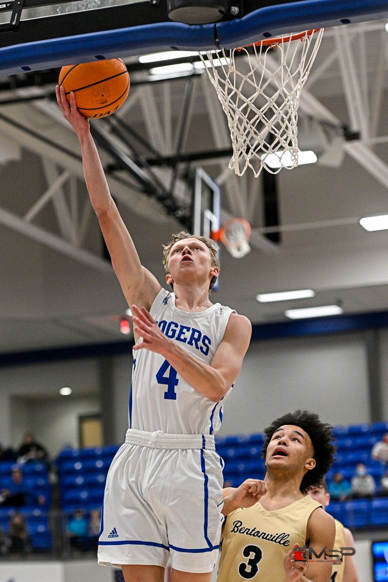 Basketball action from Mounties arena as Bentonville crossed I-49 for the matchup this evening.  Great fan support from both schools.