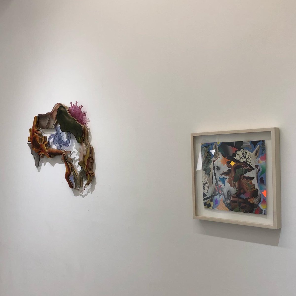 SNOWcontemp's tweet image. グループ展・Distorted Images 【開催中】
1/22sat.

SNOW Contemporaryでは1月21日(金)-2月26日(土)までグループ展・Distorted Images を開催いたします。

皆さまのご来場をお待ちしております。
19時まで。

参加作家：Hisham Akira Bharoocha 、日野之彦、ジャンボスズキ、飯沼英樹 、篠崎裕美子