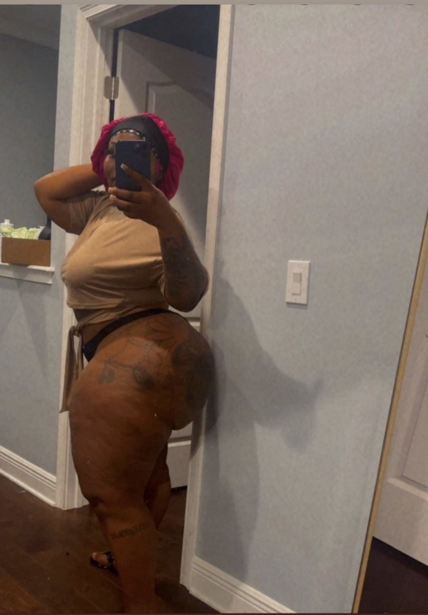 FyebottomBBW's tweet photo. Late Night Snack 😋 https://t.co/Ie64VoZrbA
