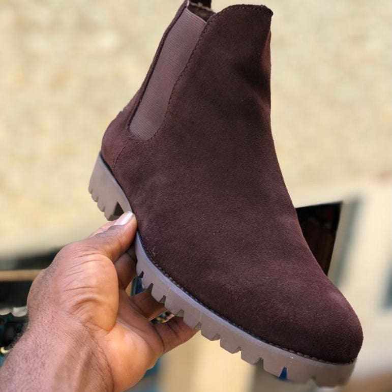 the_cyrilo's tweet photo. Dessert Suede Boots

Sizes 38-45

GH¢ 210

0267714044 https://t.co/T1OqRwTrof