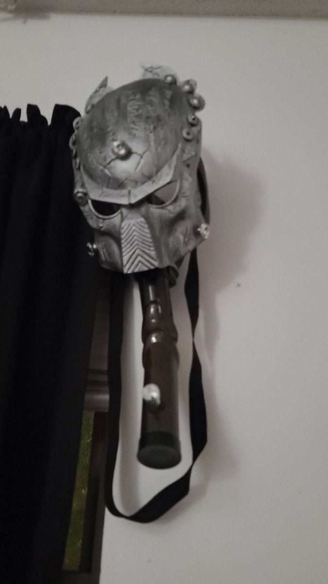 SymonetteAlfred's tweet photo. @liljessvert WhT about a gas mask https://t.co/xTzPq1o3hf