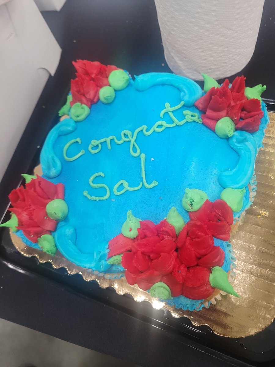 Congrats Sal!!! 30 years INJURY FREE!! Glad he mentors the new drivers n teaches them how the methods work!! This proves he's right!! #safetyfirst #30YearsSafe #FridayRecognition <a href="/JimPere33003037/">Jim Perez</a> <a href="/ChuckCHSP/">Chuck Plouff</a>