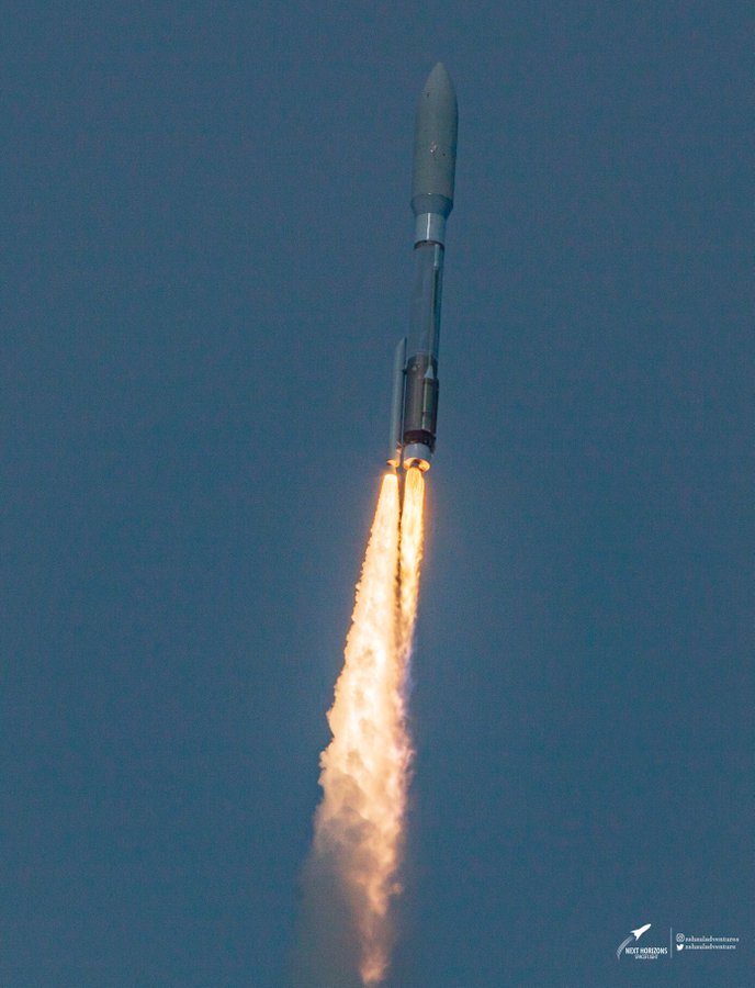 PointOrView's tweet photo. ICYMI: NEW VIDEO. Let's relive liftoff of the #AtlasV #USSF8 mission for the U.S. Space Force.
The new rocket variant successfully delivered the #USSF8 satellites into geosynchronous orbit. #ULA #PartnersInSpace #Centaur #GEM63 #GSSAP VIDEO: https://t.co/IqFGDXTSR0
@ulalaunch https://t.co/Uf1udEFU7D