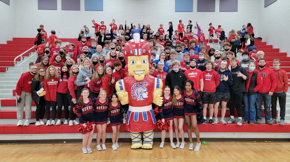 NHS_Titans's tweet photo. Thanks to all of our #NorrisTitans who turned out tonight! The student section brought the Titan Party energy! @CouncilNorris @norris160 @TitanHoops160 @NorrisTitanGBB https://t.co/geCXR5yv8B