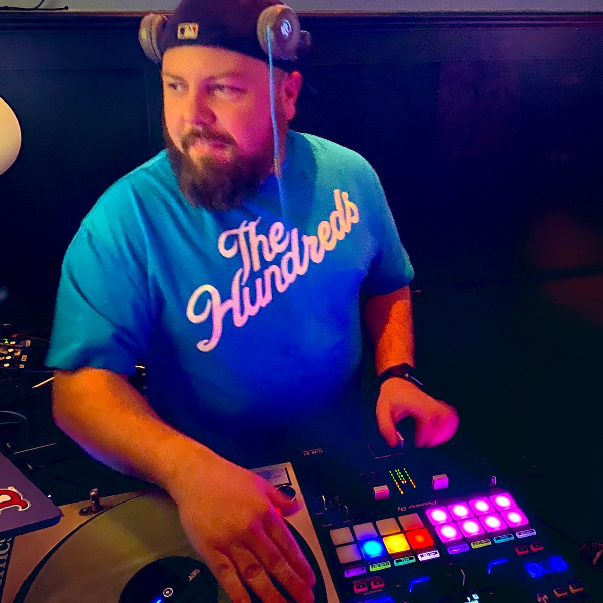 Honesty, <a href="/thehundreds/">The Hundreds</a> is alive and well, worldwide 🌎 

👀 spotted in Boston on the homie <a href="/DJActionJackson/">DJ Action Jackson</a> 

Gave him one of my <a href="/AdamBombSquad/">Adam Bomb Squad</a> pins. Iykyk