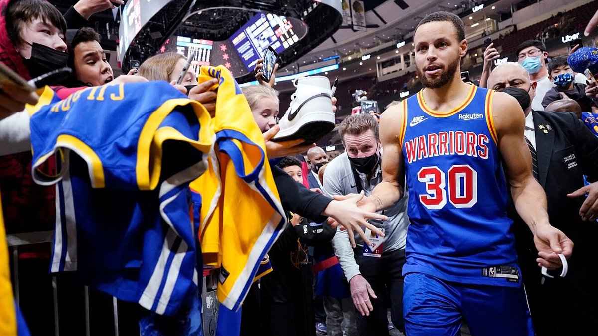 dina_2580's tweet photo. Vote Vote  for StephenCurry 

1 RT = VOTE

#StephenCurry  

#NBAAllstar https://t.co/DTys4LPo7R