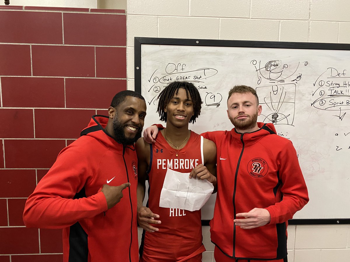 4tL4theLove's tweet photo. a LIGHT 40 point game from youngin @DevinConley10 💪🏽 #4tL https://t.co/bwaj1HIXTQ