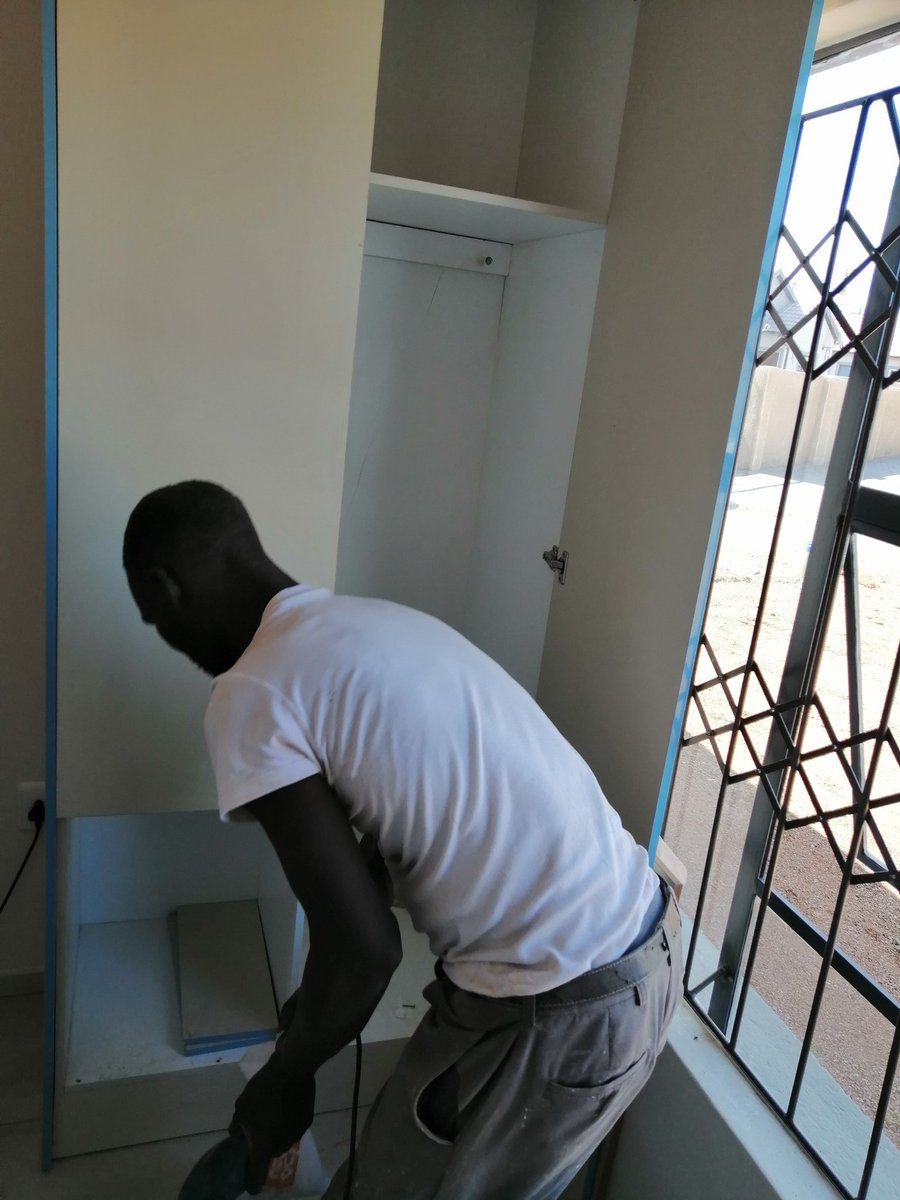 JonathanNdadza's tweet photo. Good morning Mzanzi, we are here to help you furniture your home. For kitchen cupboards, wardrobes, shoe rack, coffee table, TV Stands and more. Get in touch with us on whatsapp 0647423028. #DJSBU https://t.co/GcgRi3kugV