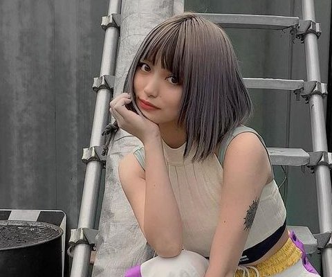 captjoe213's tweet photo. This #beautifulwoman spits out the flows and verses like you won't believe! #MIRI of #WagamamaRakia is straight awesome, love how she not only raps quick, but drops the English profanities in there! 

#Jpop #popmusic #Japaneseidol #rapidol #Japanesewomen https://t.co/XNq1raYUEP
