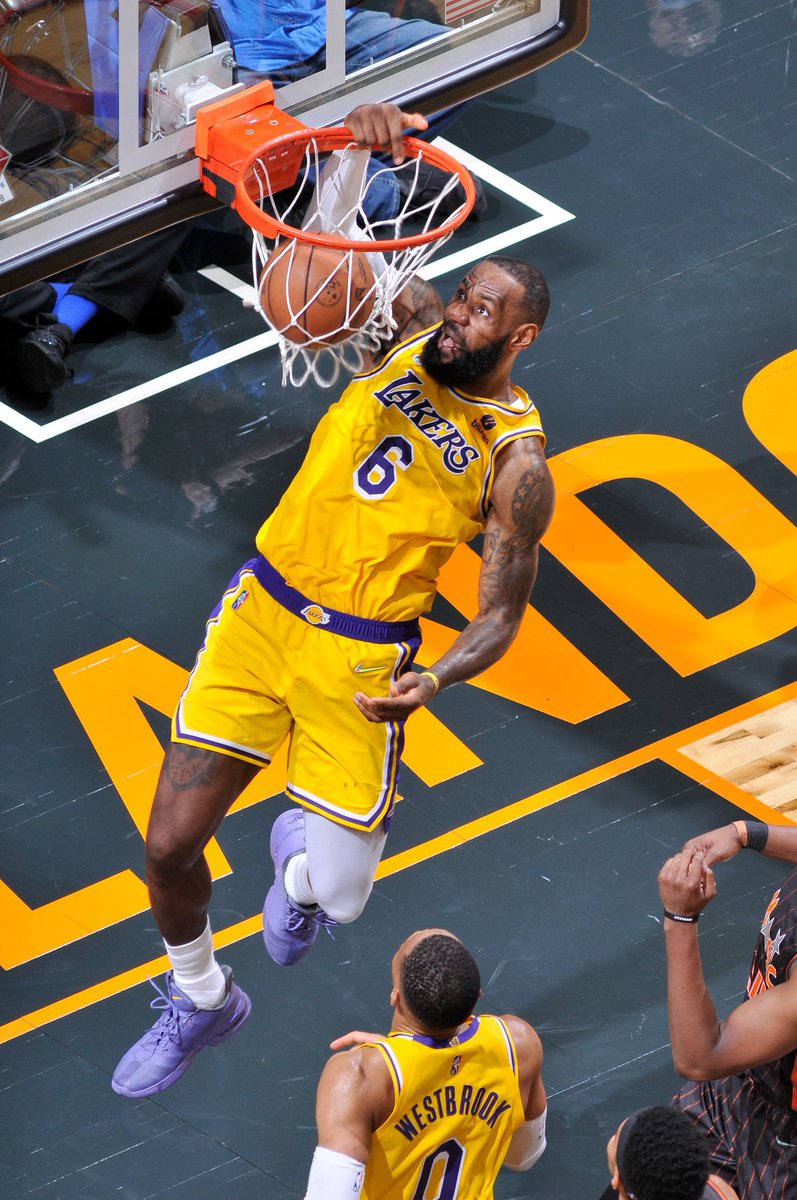 frankchann5's tweet photo. Let’s go guys!only one day!#LeBronJames #NBAAllStar https://t.co/TLsZqoX9gg