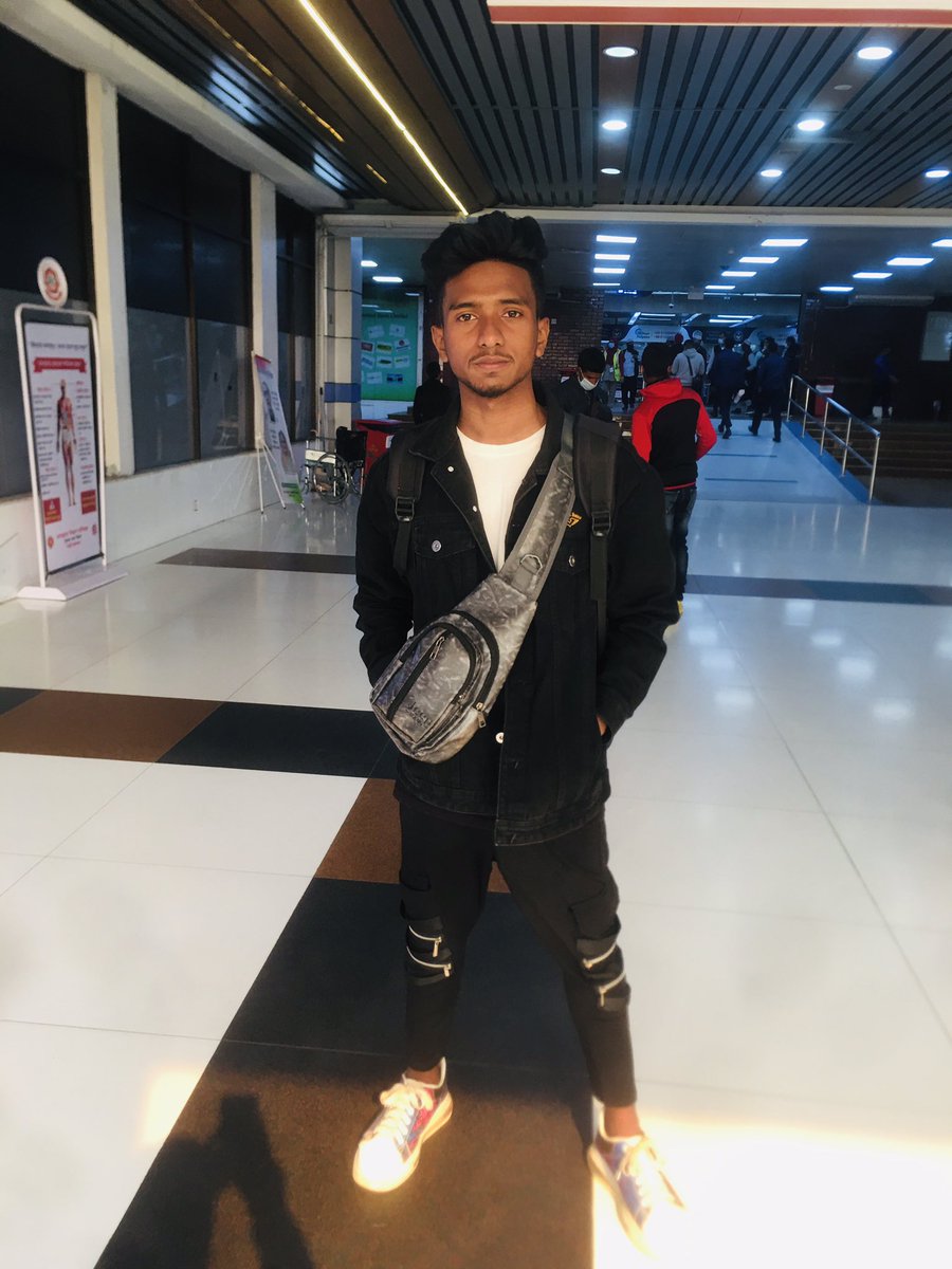 Shamim_Sheikh_7's tweet photo. Bye Bye Bangladesh 🇧🇩 👋 #Shamim_Sheikh_7 @Shamim_Sheikh_7 https://t.co/FJe7onFMmz
